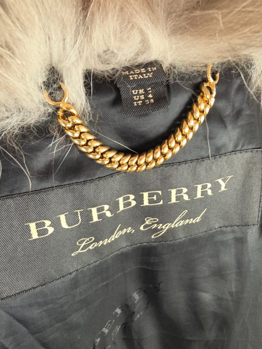 Rare Burberry Runway Golden Fox Fur Gilet Vest Italy Goat Suede size 4 OpenFront - Picture 3 of 16